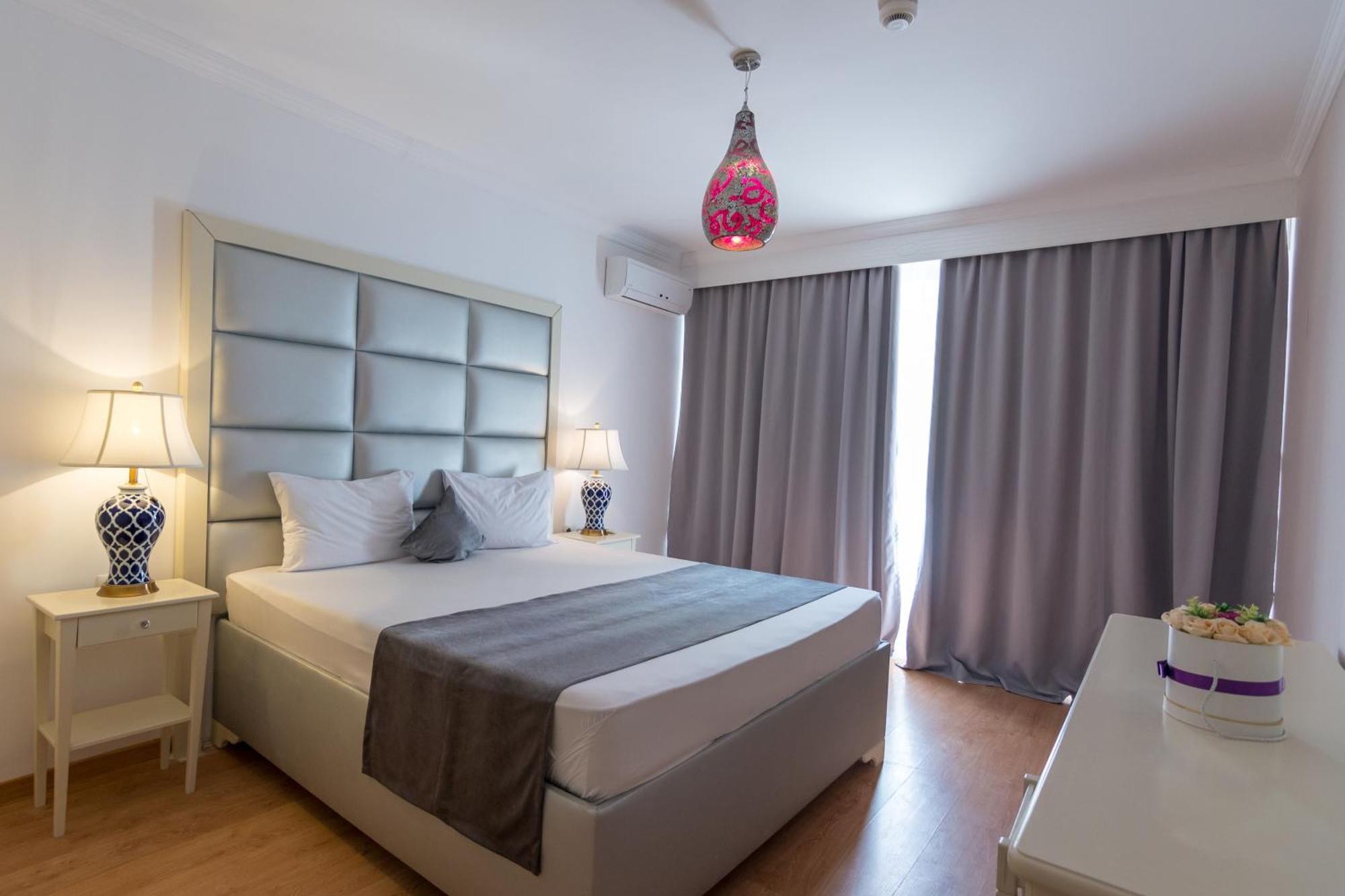 Phoenicia Holiday Resort Mamaia Exterior foto