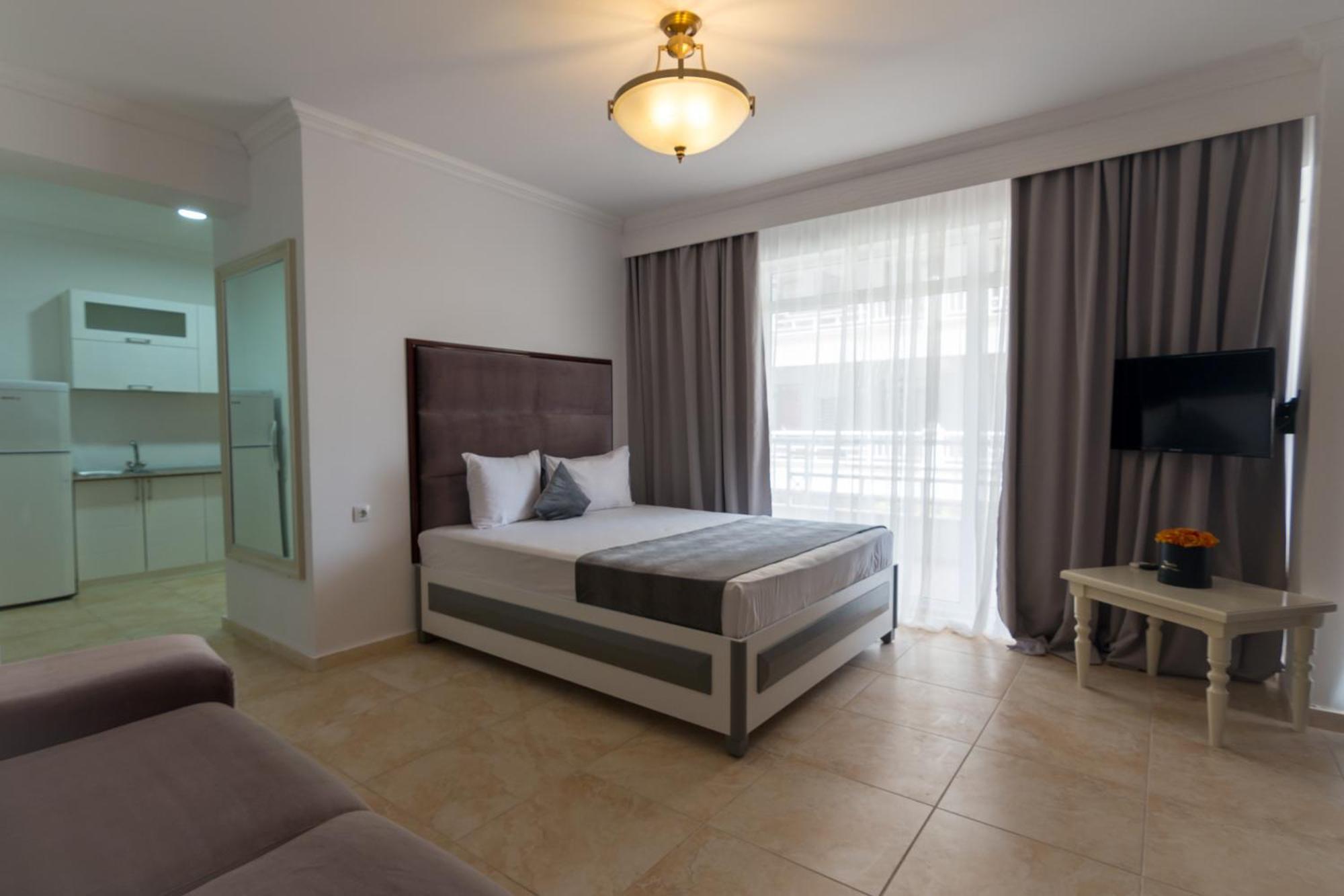 Phoenicia Holiday Resort Mamaia Exterior foto