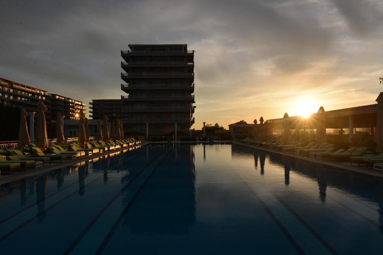 Phoenicia Holiday Resort Mamaia Exterior foto